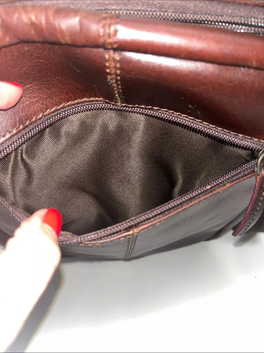 Wilsons Leather Dark Brown Messenger Crossbody Bag